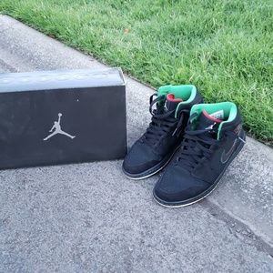 Air Jordan 1 Retro (Cinco de Mayo)